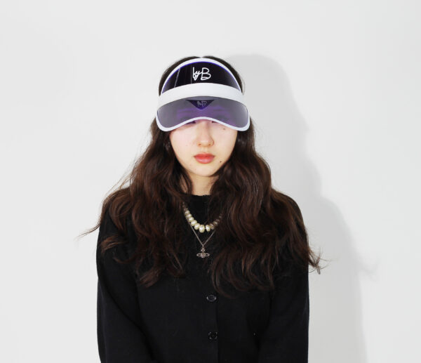 Visière violette