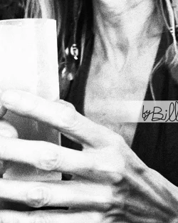 photographie prise lors de la féria de Nîmes. Gros plan sur les fêtards