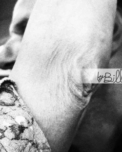 photographie prise lors de la féria de Nîmes. Gros plan sur les fêtards