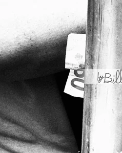 photographie prise lors de la féria de Nîmes. Gros plan sur les fêtards